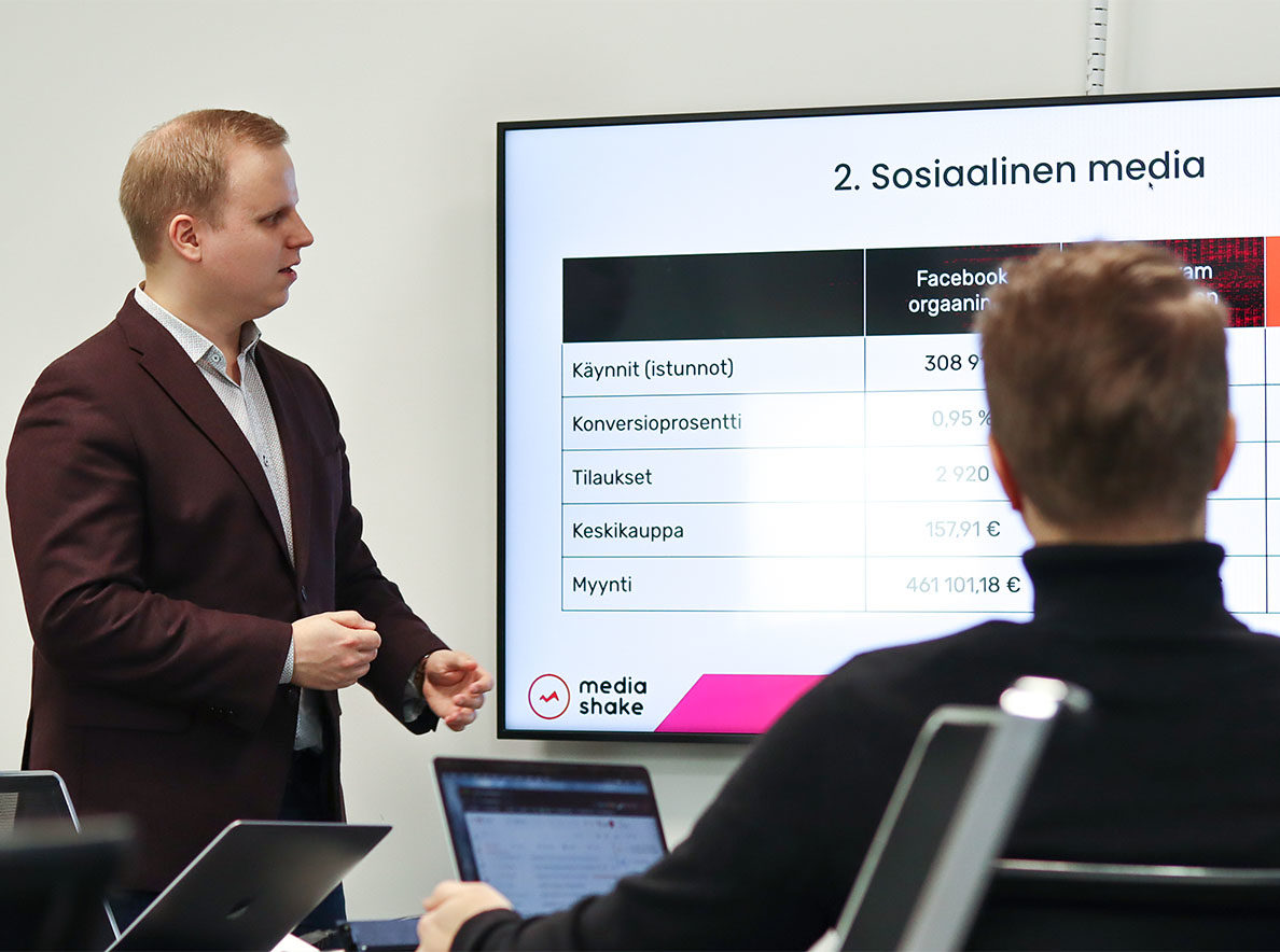 Verkkosivujen liikenneanalyysi